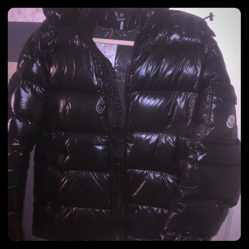 Authentic Men’s Moncler Jacket Size 6 equiv to XL